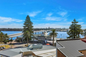 The Entrance Waterfront Apartment 425, Central Coast
